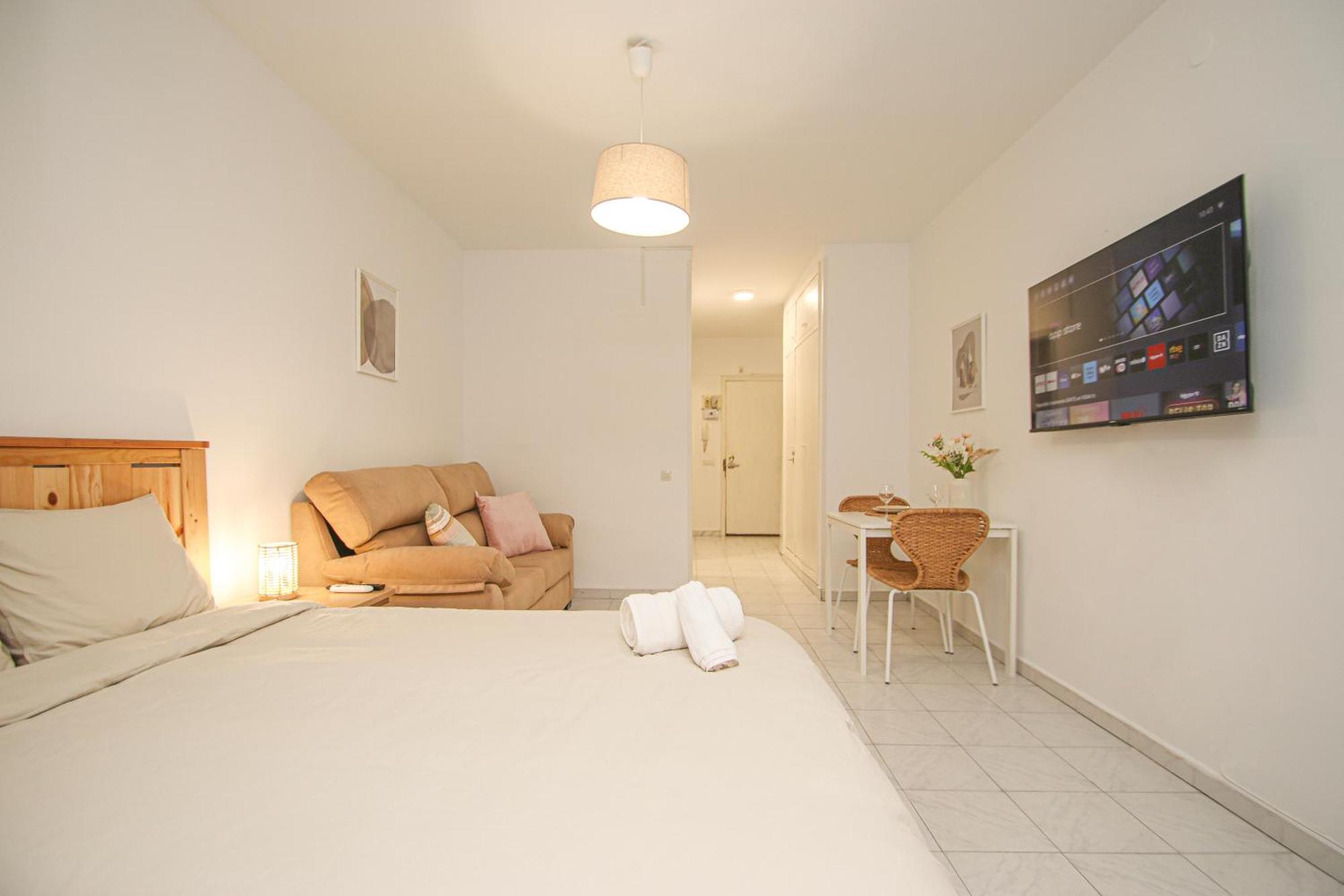 Wonderful Studio 15M Walk To Giralda And Feria Sevilla Exterior foto