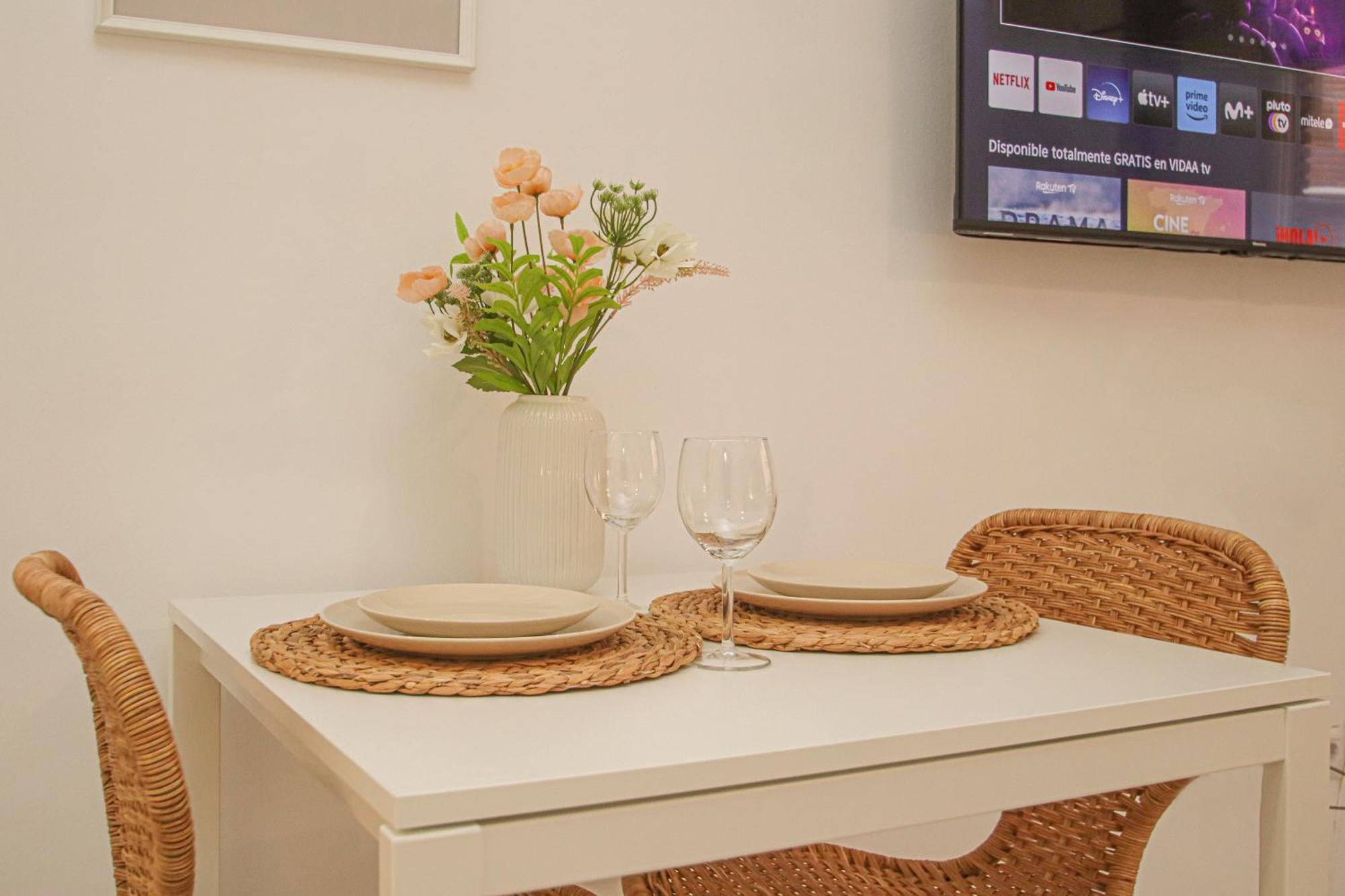 Wonderful Studio 15M Walk To Giralda And Feria Sevilla Exterior foto